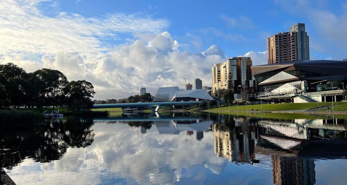 EMIRATES: Resumes daily 777 flights from Adelaide on Monday 28 October 2024