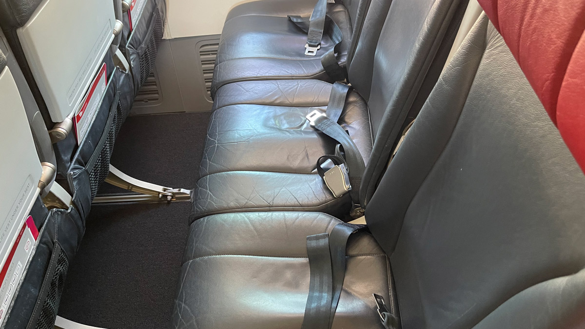 TRIP REPORT: Virgin Australia: Armrests up! - 2PAXfly - Travel News ...