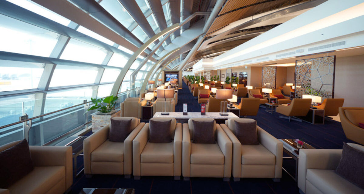 EMIRATES: New Bangkok Lounge, largest outside Dubai. Inaccessible for Qantas premium flyers